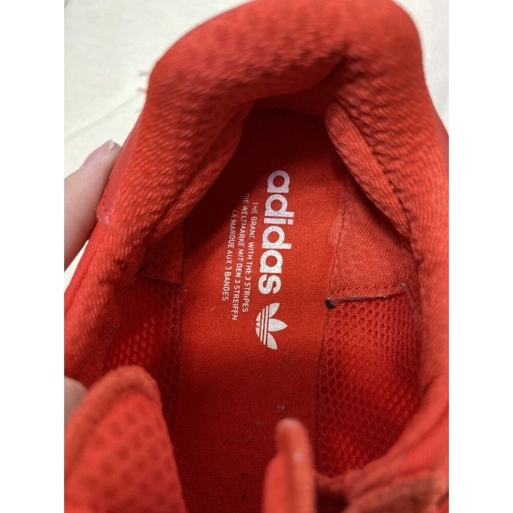ADIDAS Men’s Size 10.5 Pre owned I-5923 RED D97346 Sneaker